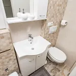 1 Bedroom Lovely In Barbat na Rabu